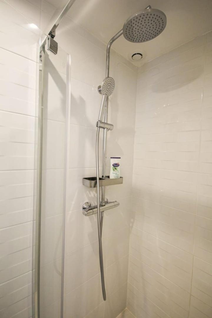 Fully-Equipped Apartment In City Center + Parking ليل المظهر الخارجي الصورة